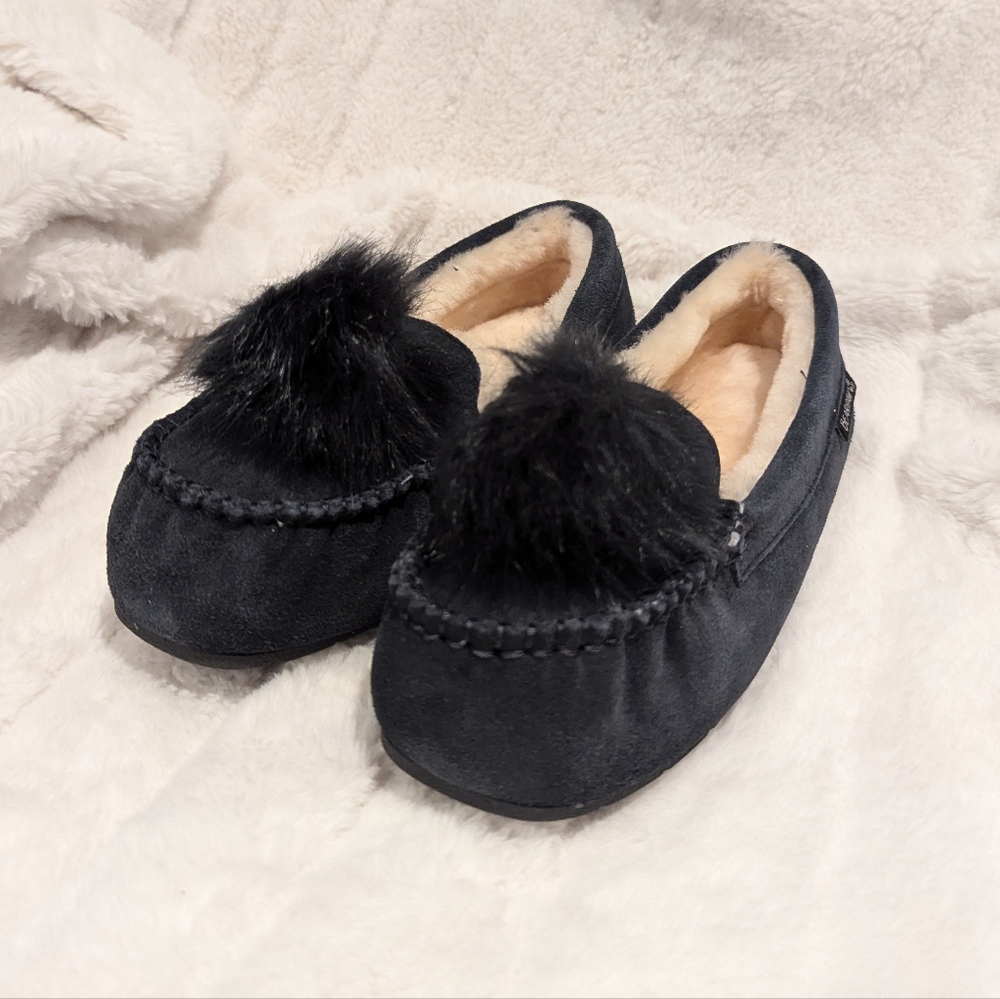 Bearpaw Slippers Size 9
